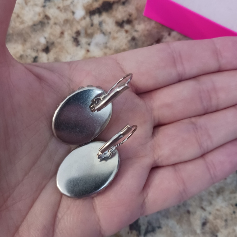 NWOT- Handmade Cheetah Heart Earrings - Picture 2 of 2